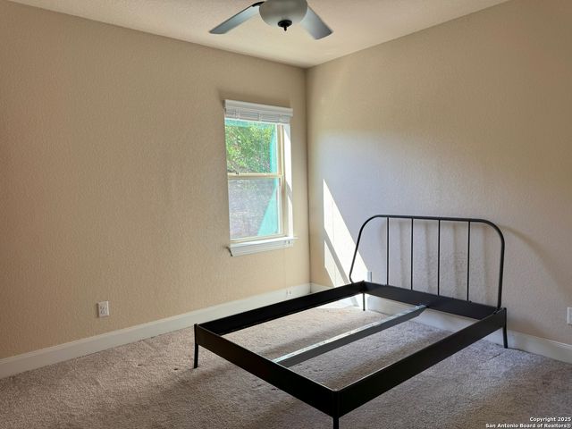 8603 PHOENIX AVE, Universal City, TX 78148