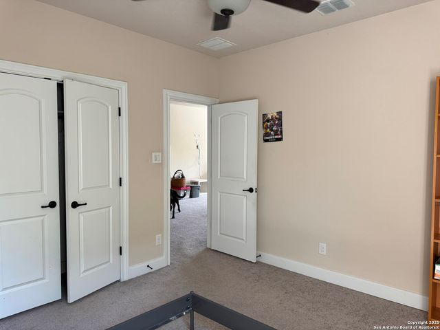 8603 PHOENIX AVE, Universal City, TX 78148