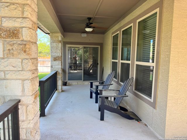 8603 PHOENIX AVE, Universal City, TX 78148