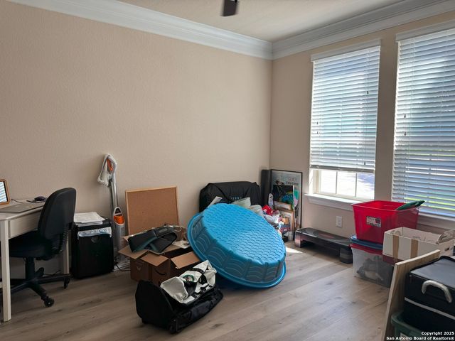 8603 PHOENIX AVE, Universal City, TX 78148
