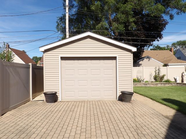 7215 Beech Avenue, Hammond, IN 46324