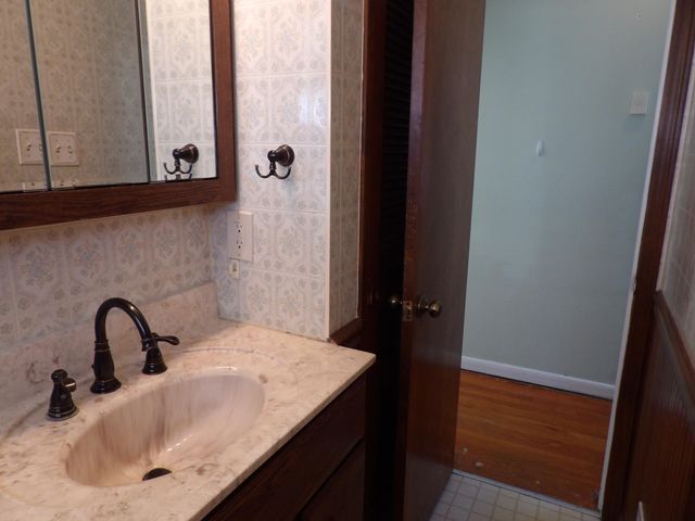 7215 Beech Avenue, Hammond, IN 46324