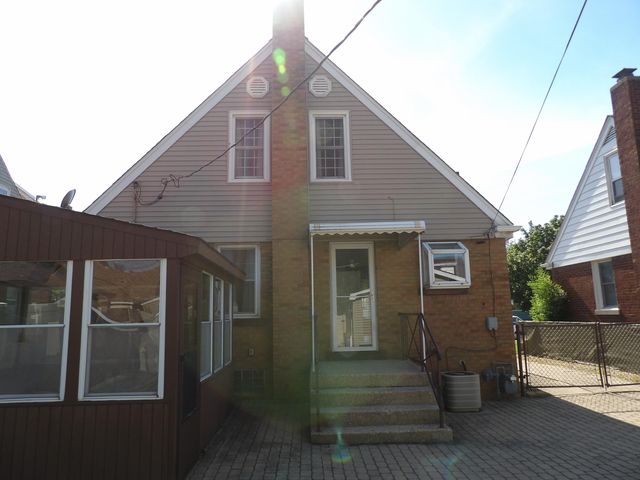 7215 Beech Avenue, Hammond, IN 46324