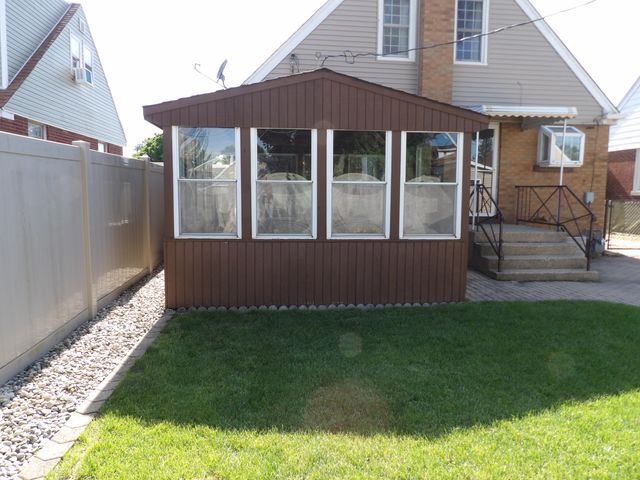 7215 Beech Avenue, Hammond, IN 46324