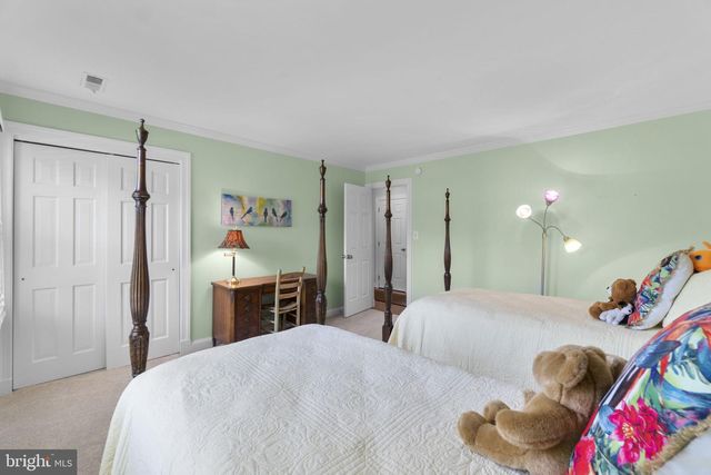 9048 FURROW AVE, Ellicott City, MD 21042