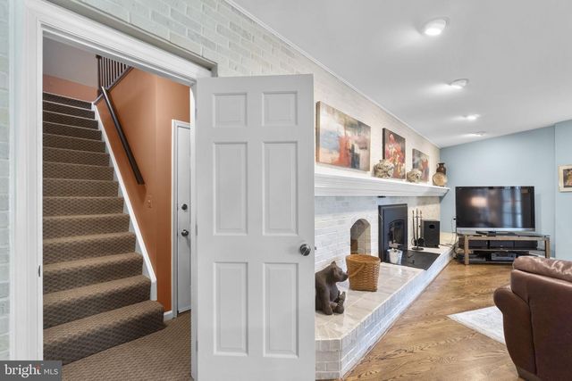 9048 FURROW AVE, Ellicott City, MD 21042