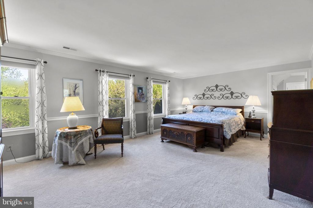 Image 17 of property listing at 9048 FURROW AVE, Ellicott City, MD 21042