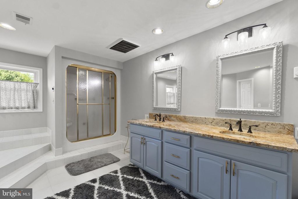 Image 21 of property listing at 9048 FURROW AVE, Ellicott City, MD 21042