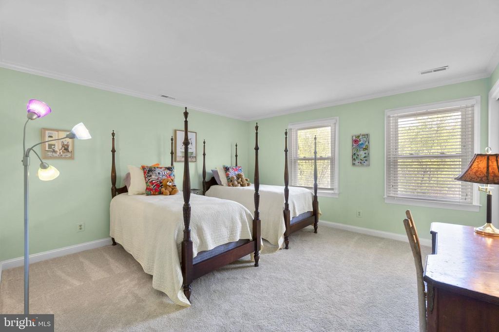Image 27 of property listing at 9048 FURROW AVE, Ellicott City, MD 21042