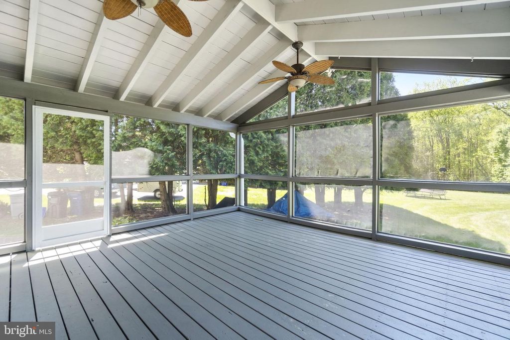 Image 47 of property listing at 9048 FURROW AVE, Ellicott City, MD 21042