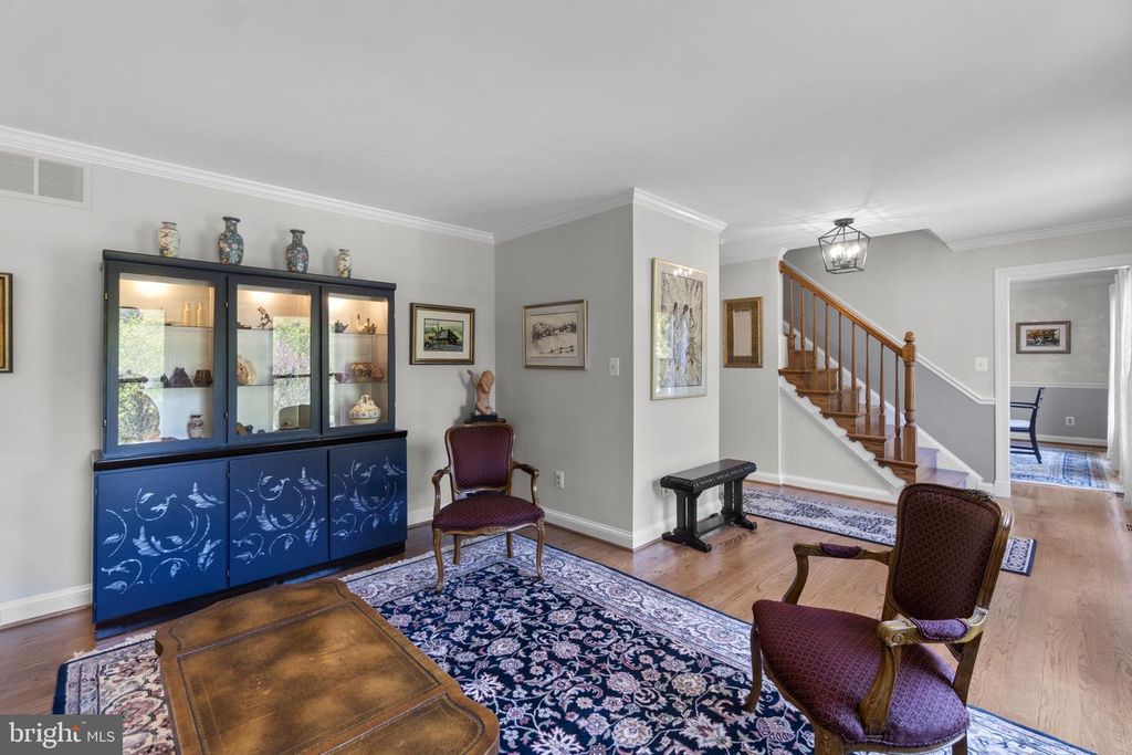 Image 5 of property listing at 9048 FURROW AVE, Ellicott City, MD 21042