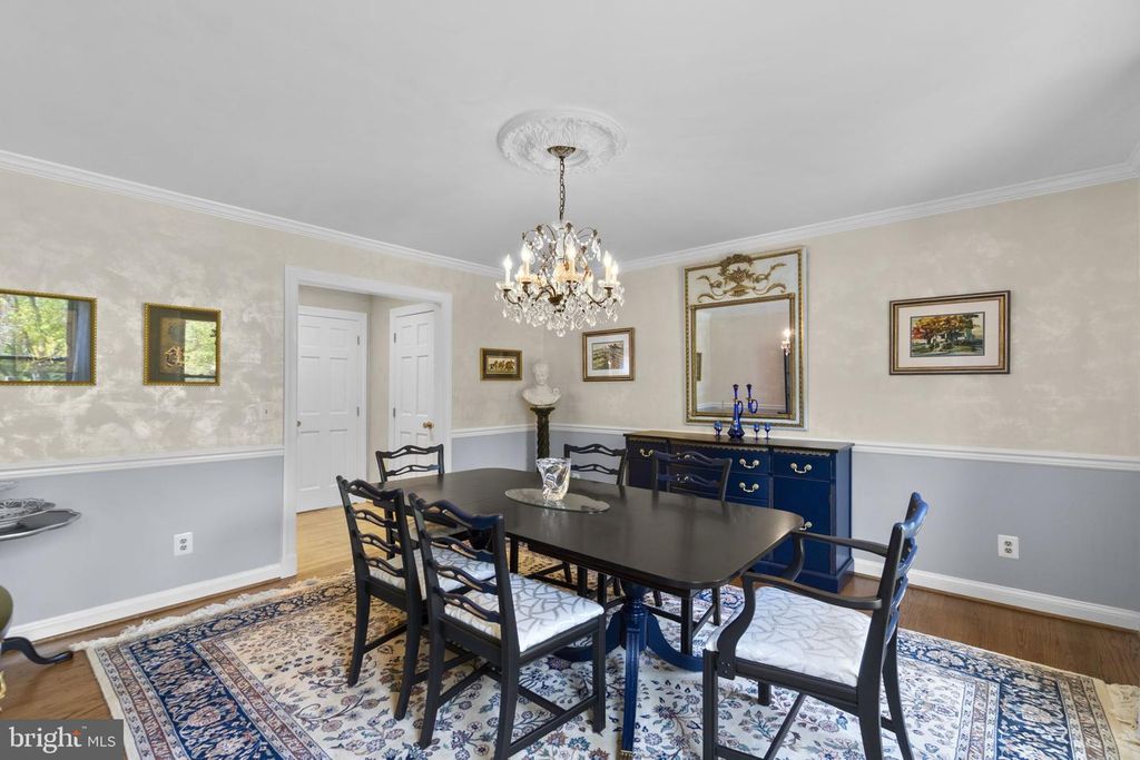 Image 6 of property listing at 9048 FURROW AVE, Ellicott City, MD 21042