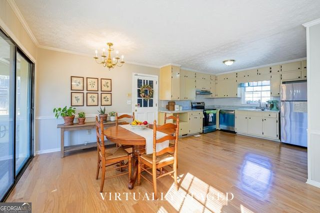 1675 Lake Lucerne Road SW, Lilburn, GA 30047