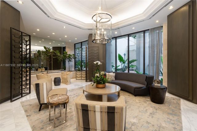 2000 Island Boulevard 1002, Aventura, FL 33160