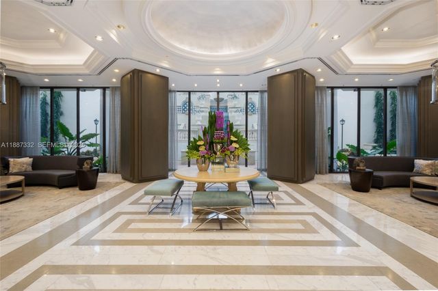 2000 Island Boulevard 1002, Aventura, FL 33160