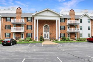 312 Clayton Crossing Drive 205, Ellisville, MO 63011