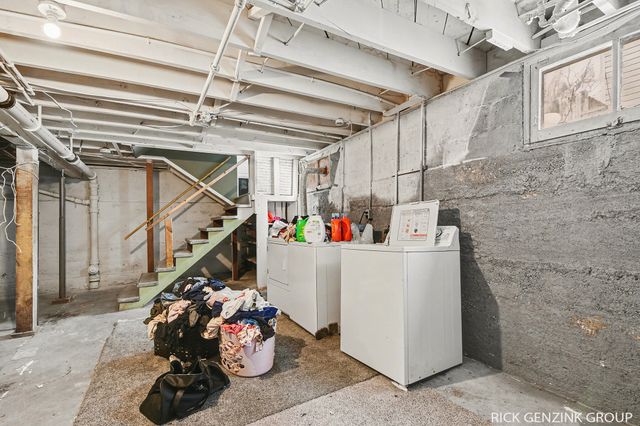 2303 Beverly Avenue SW, Wyoming, MI 49519