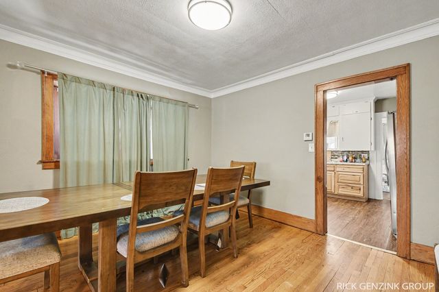 2303 Beverly Avenue SW, Wyoming, MI 49519