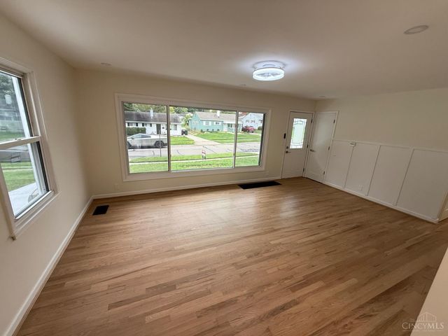 3985 Mantell Avenue, Sycamore Twp, OH 45236