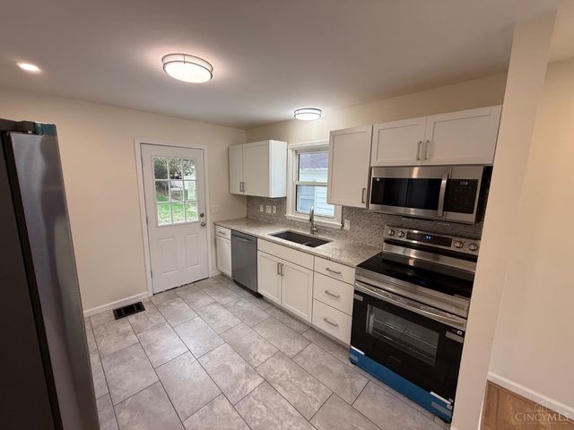 3985 Mantell Avenue, Sycamore Twp, OH 45236