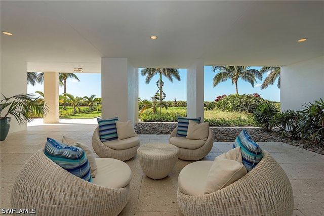 4051 Gulf Shore BLVD N 1003, Naples, FL 34103