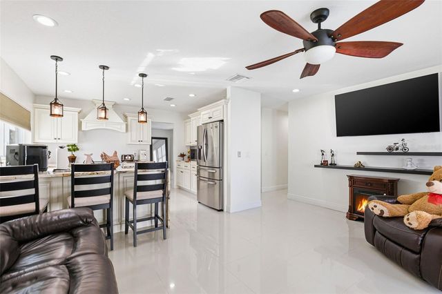 6415 WINDWOOD COURT, Tampa, FL 33634