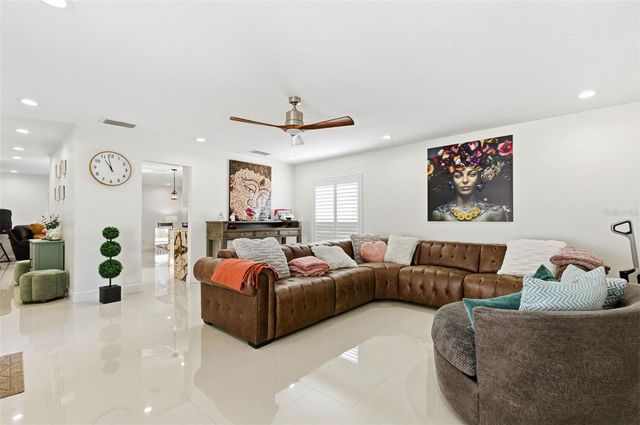 6415 WINDWOOD COURT, Tampa, FL 33634