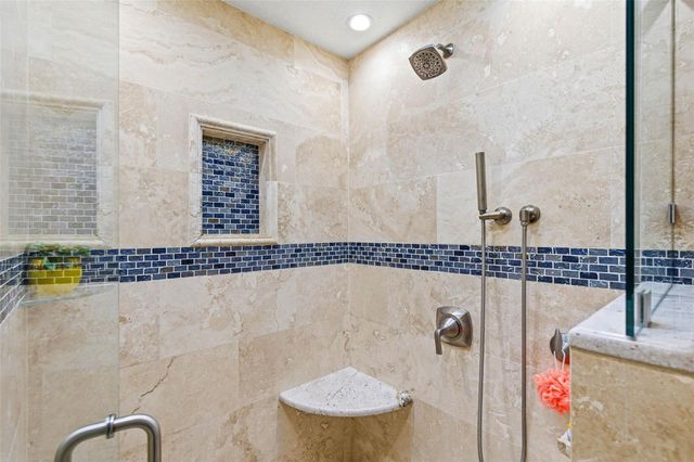 6415 WINDWOOD COURT, Tampa, FL 33634