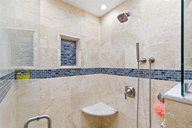 6415 WINDWOOD COURT, Tampa, FL 33634