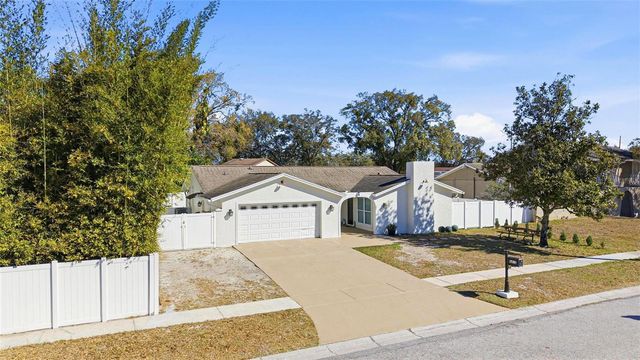 6415 WINDWOOD COURT, Tampa, FL 33634