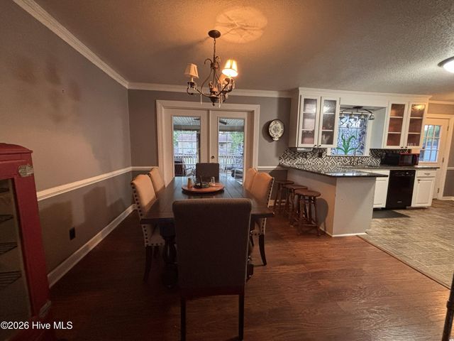 2485 Pine Knoll Drive, Kinston, NC 28504