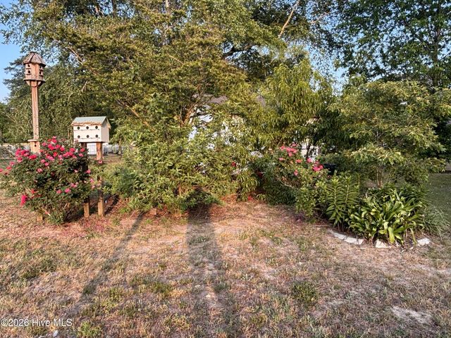 2485 Pine Knoll Drive, Kinston, NC 28504