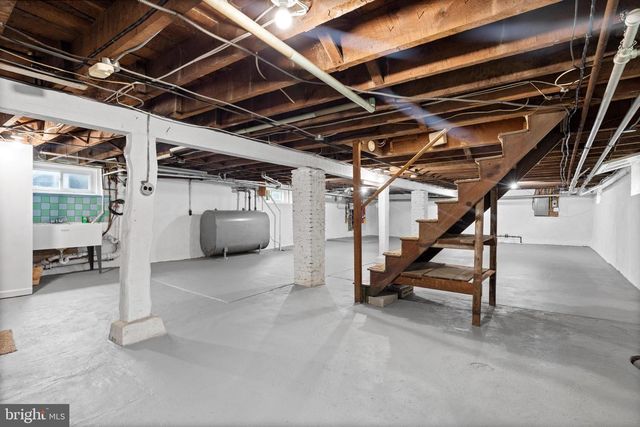 28 GROVE AVE, Flourtown, PA 19031