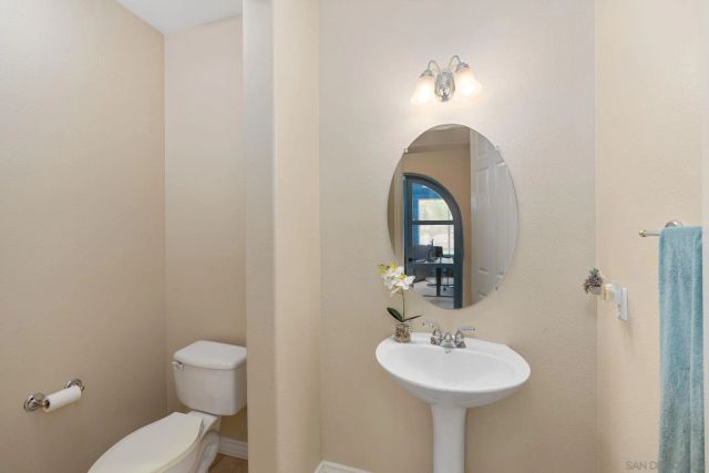 26138 Wyndemere, Escondido, CA 92026