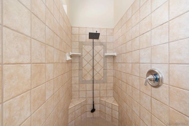 26138 Wyndemere, Escondido, CA 92026