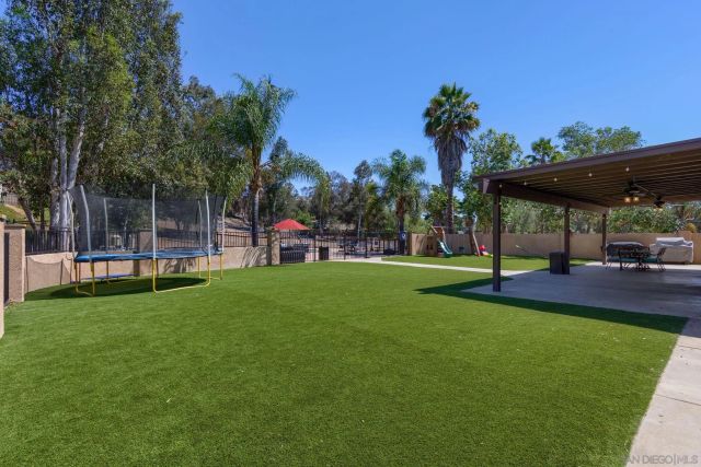 26138 Wyndemere, Escondido, CA 92026