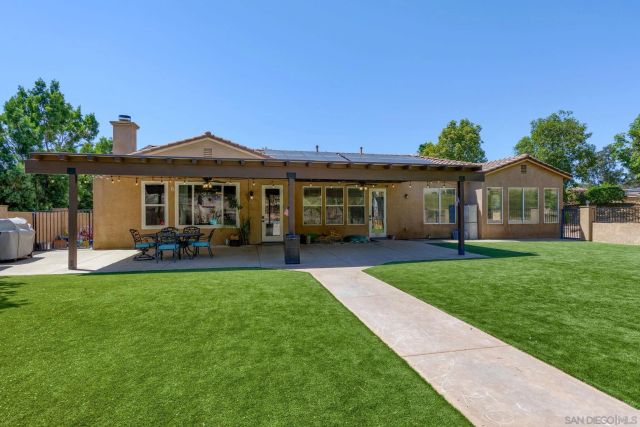 26138 Wyndemere, Escondido, CA 92026