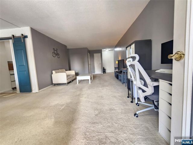 307 Prospect Avenue 4D, Hackensack, NJ 07601