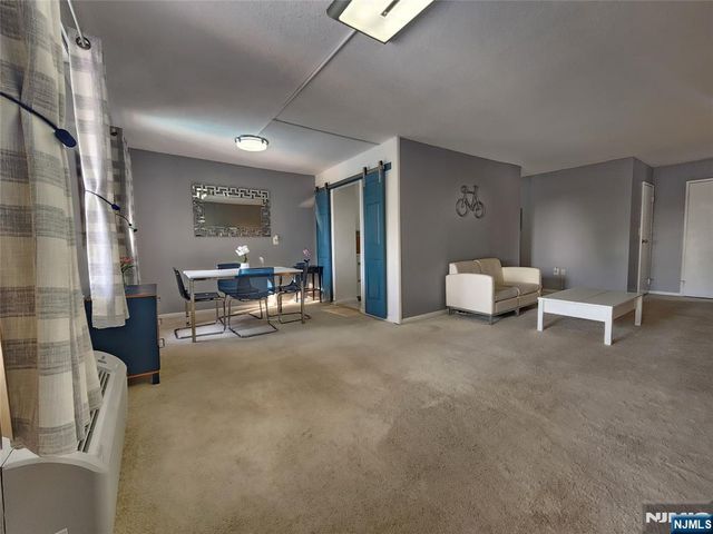 307 Prospect Avenue 4D, Hackensack, NJ 07601
