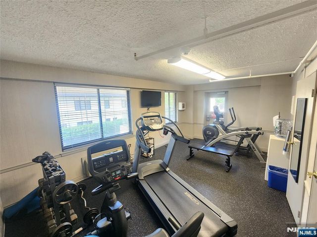 307 Prospect Avenue 4D, Hackensack, NJ 07601