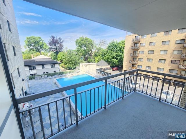 307 Prospect Avenue 4D, Hackensack, NJ 07601