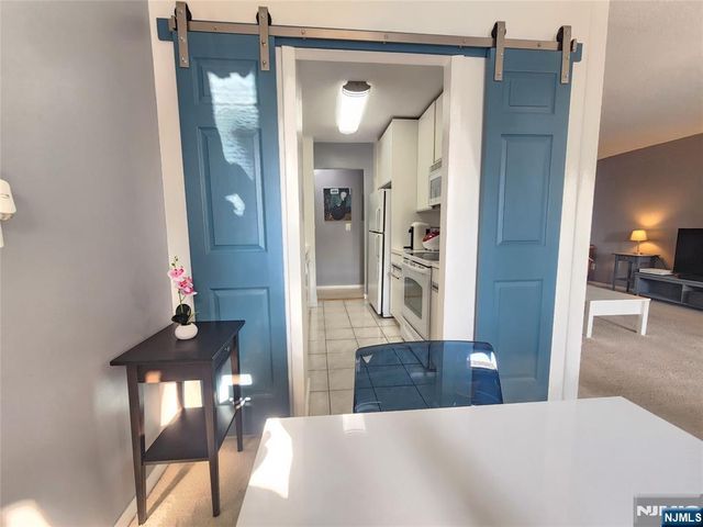 307 Prospect Avenue 4D, Hackensack, NJ 07601