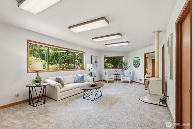 30130 SE Issaquah Fall City Road, Fall City, WA 98024
