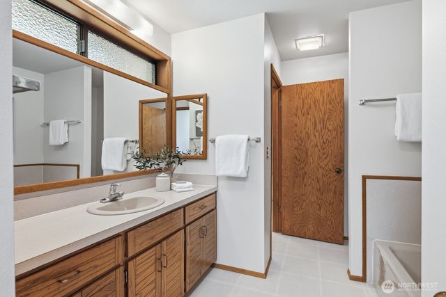 30130 SE Issaquah Fall City Road, Fall City, WA 98024