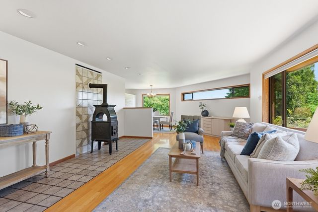30130 SE Issaquah Fall City Road, Fall City, WA 98024