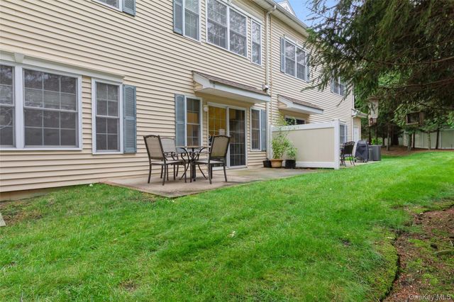 115 Autumn Drive, Plainview, NY 11803
