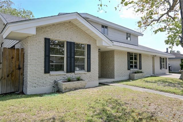 5210 Honeysuckle, Corpus Christi, TX 78415