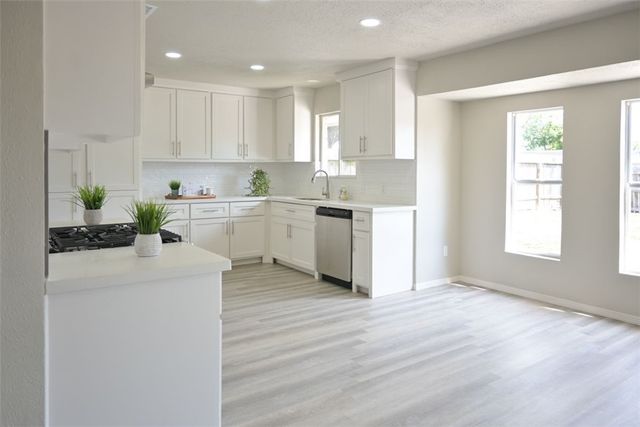 5210 Honeysuckle, Corpus Christi, TX 78415