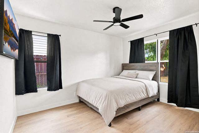 1223 W Mally Blvd, San Antonio, TX 78224