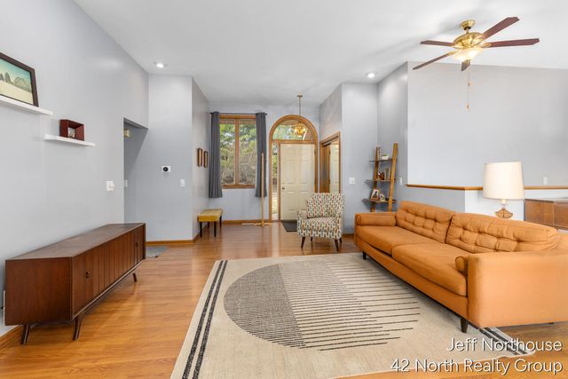 2259 136th Avenue, Dorr, MI 49323